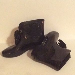 NEW BLACK RAINBOOTS WITH TIE  RIBBON, L (9-10)